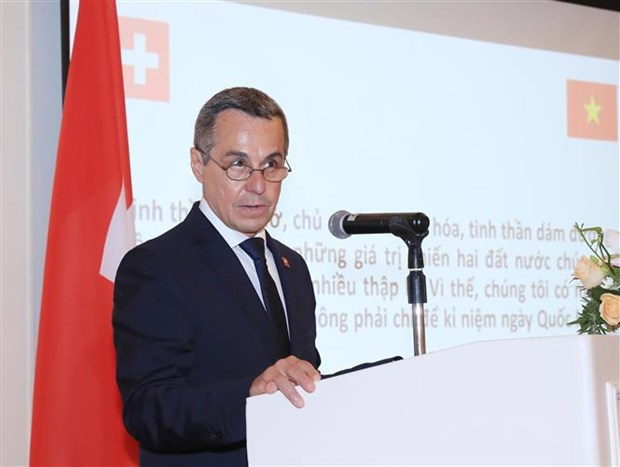 瑞士国庆暨越南与瑞士建交50周年纪念活动在河内举行